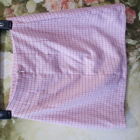 LAST DAYS NWT Brandy Melville skirt - Picture 5 of 5